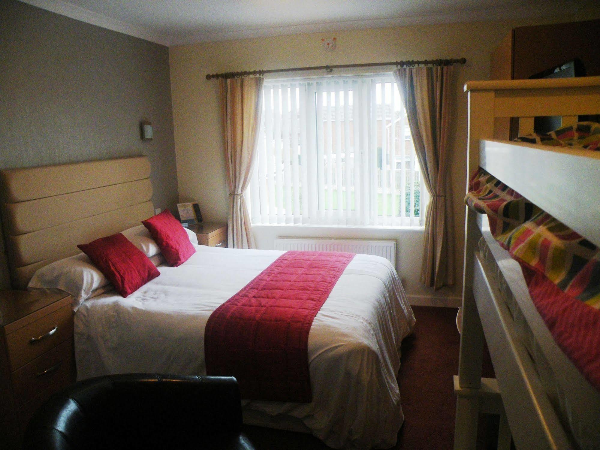 Rother Valley View B&B Sheffield Bagian luar foto