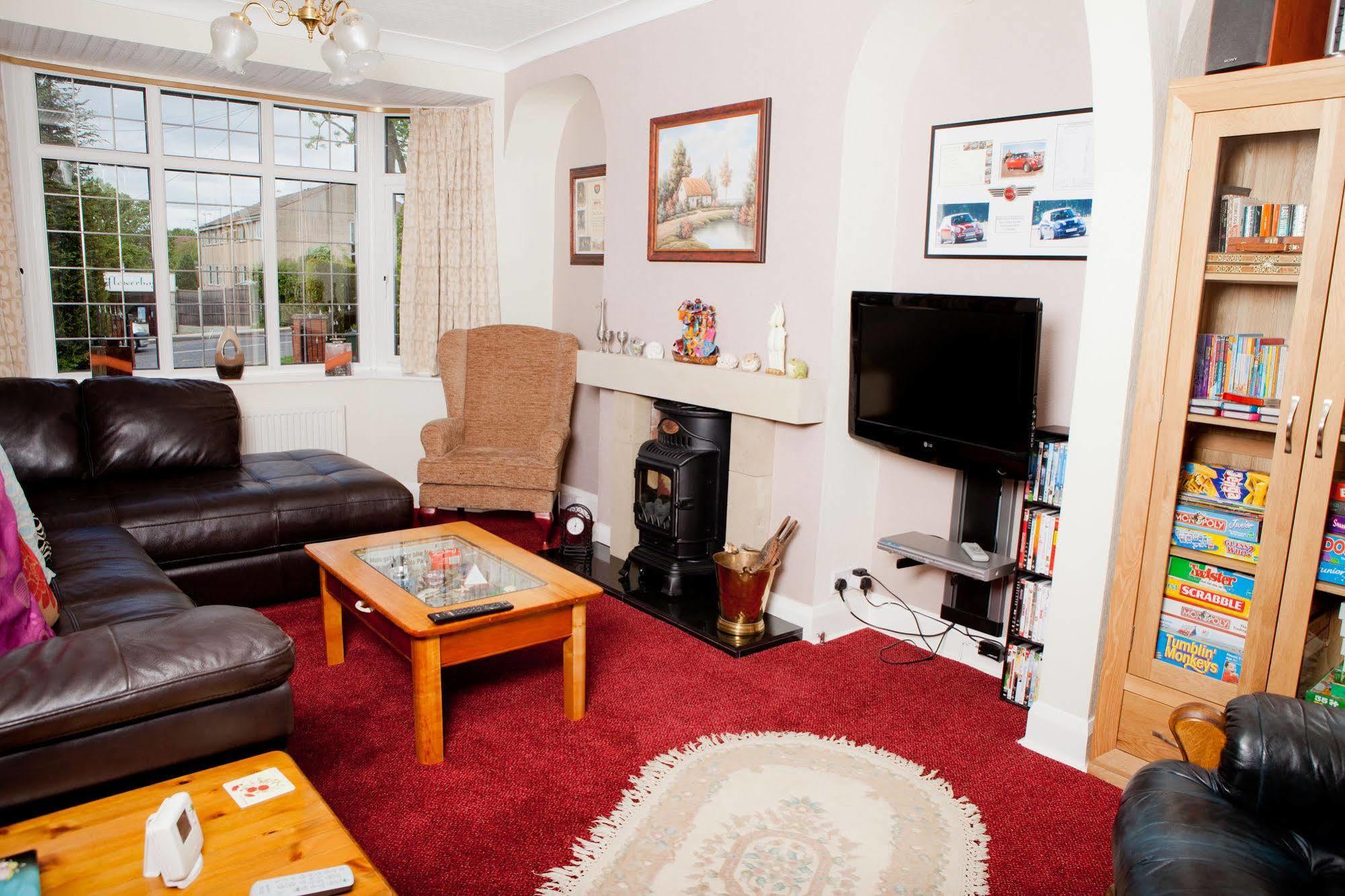 Rother Valley View B&B Sheffield Bagian luar foto